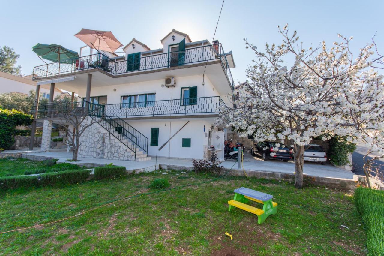 Apartments By The Sea Slatine, Ciovo - 1126 Trogir Luaran gambar